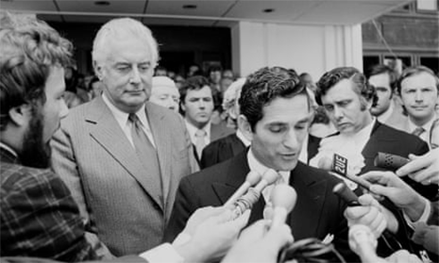 Gough Whitlam outside Parliament House after he has been sacked by the Governor General