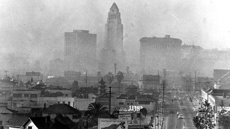 Los Angeles' first recorded smog, July 1943